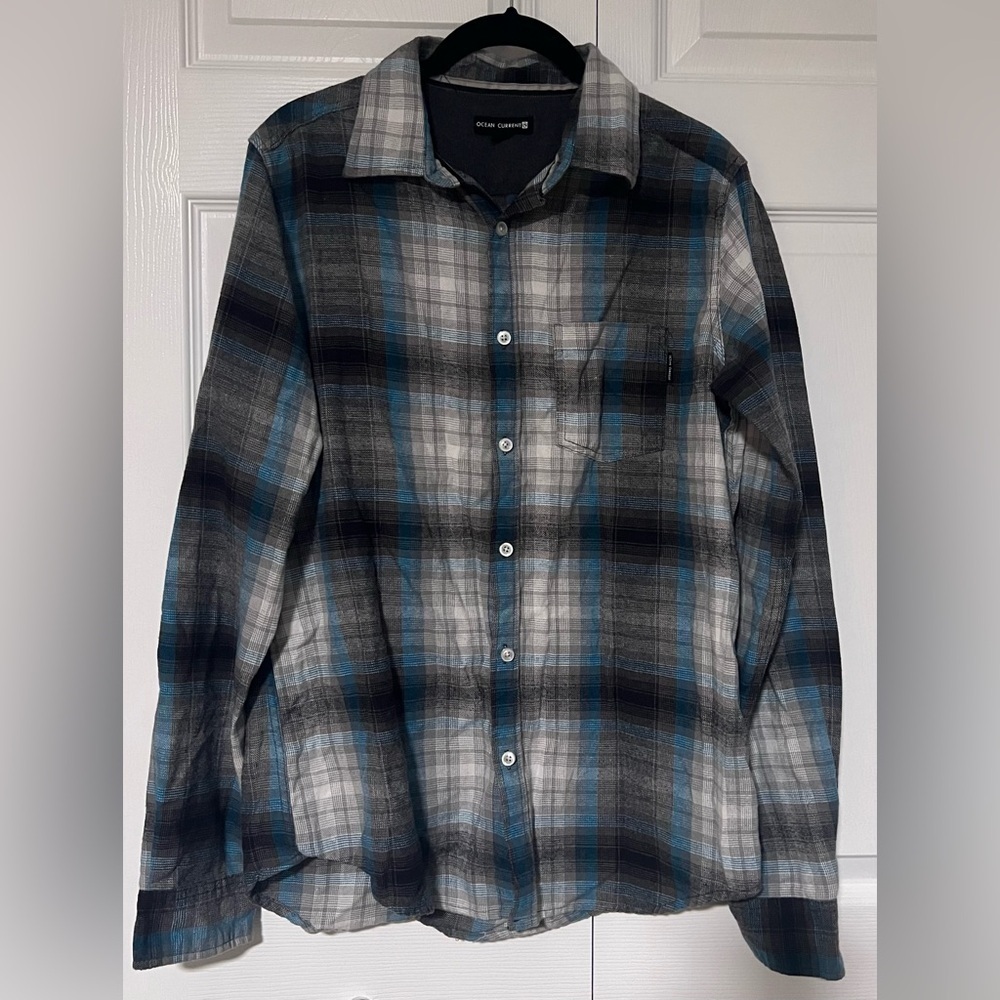 Men's Ocean Current Flannel Long Sleeved Button Down Shirt